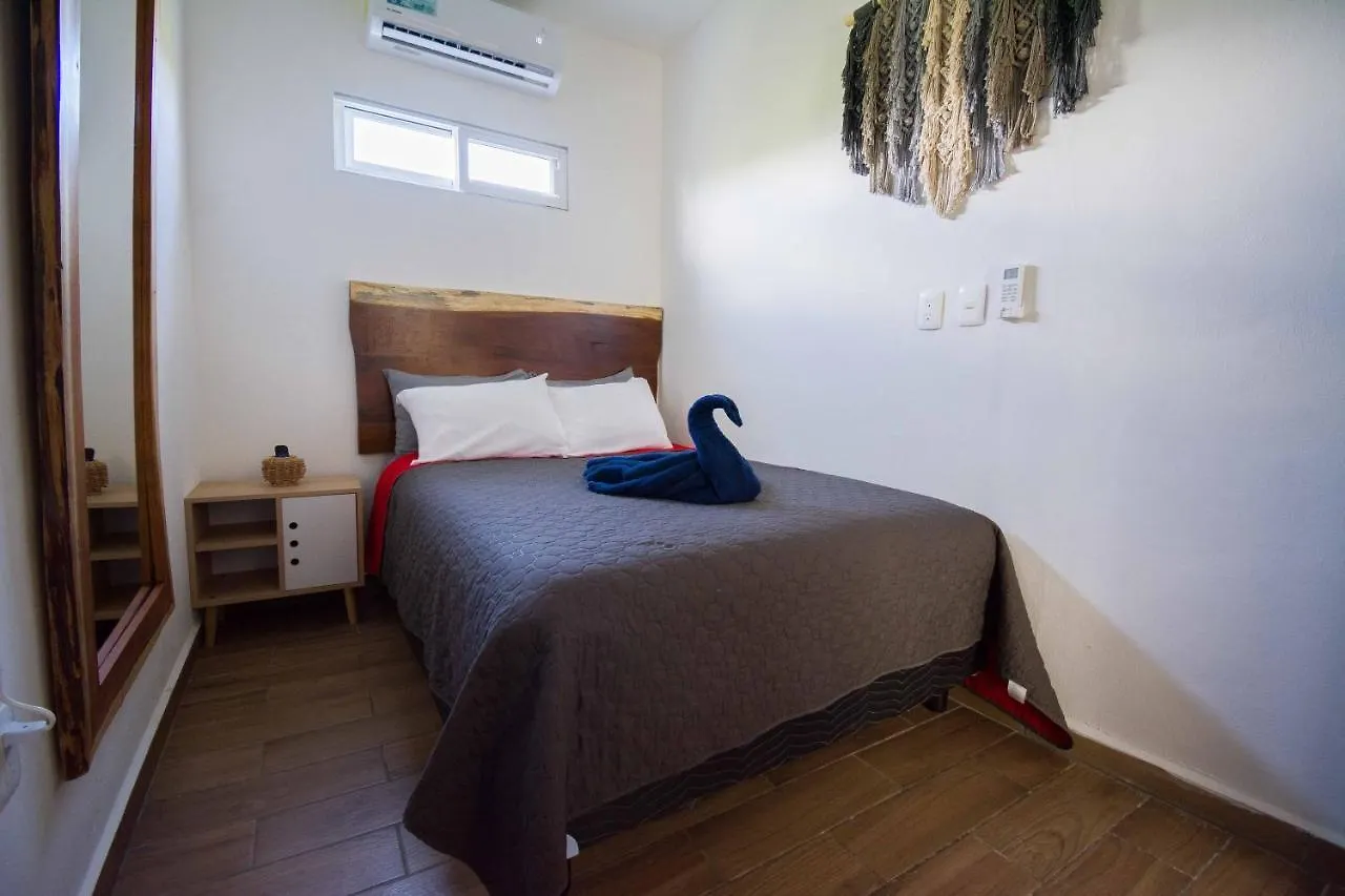 Amazing Villa Inside Tulum Country Club Akumal 0*,  Mexique